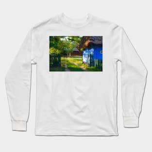 Gate to the yard of old traditional polish "lowicz" house Long Sleeve T-Shirt